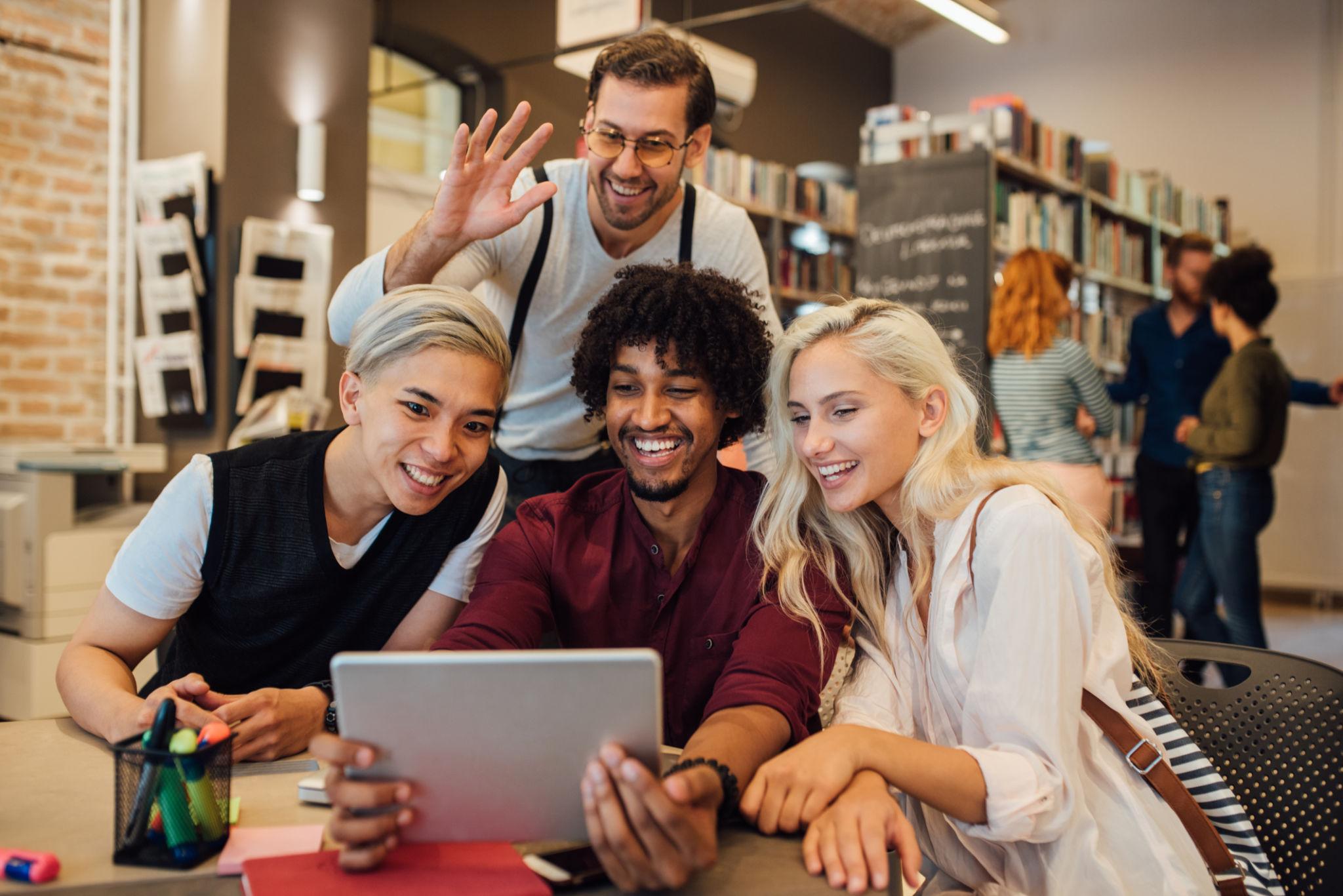 Han Thi Thet Lwin social post