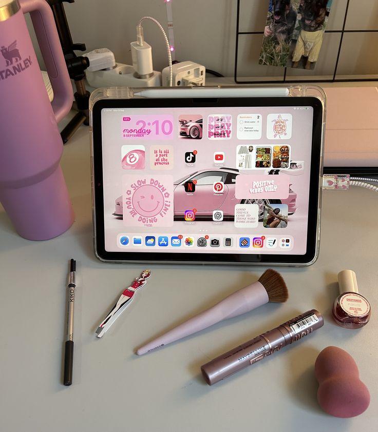 KAOTAR HSSAINI social post